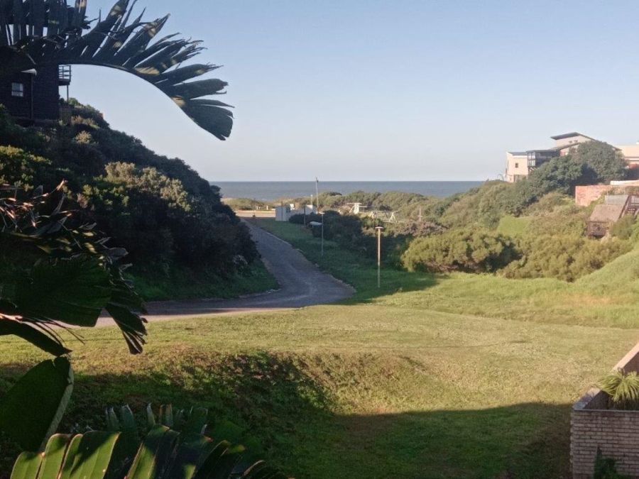 4 Bedroom Property for Sale in Paradise Beach Eastern Cape